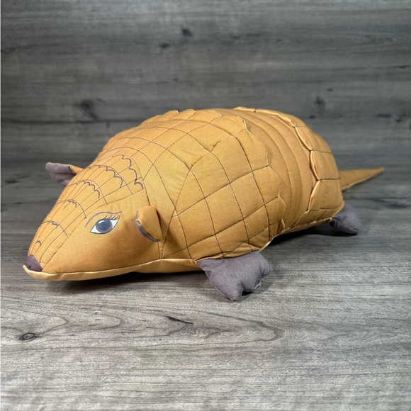 VTG Armadillo Plush Angelitos The Originals & still the west - 1989 28L 10”W 6”H - Picture 2 of 11